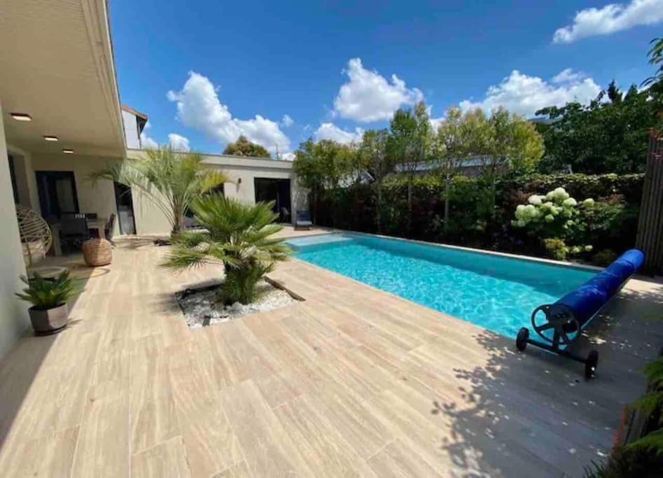 Maison D Architecte Bruges/Piscine Chauffee/Tram D Exterior photo